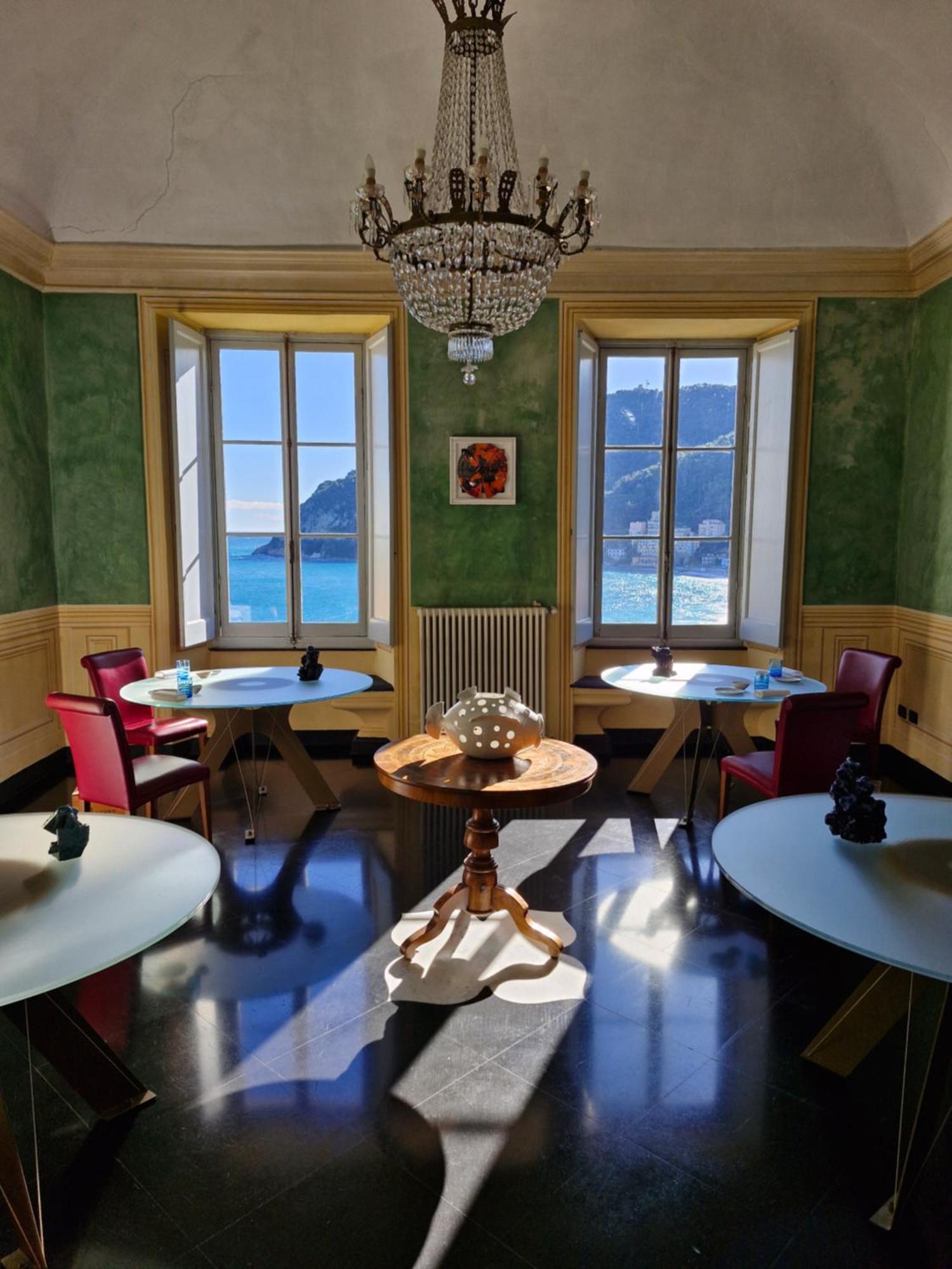 Palazzo Vescovile Hotel Нолі Екстер'єр фото